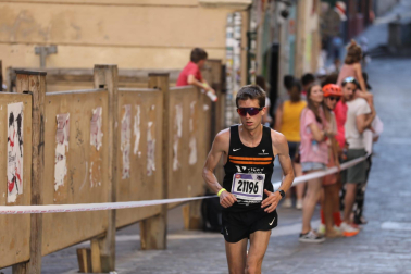 Participantes de la carrera 'La Media San Fermín' 2023.