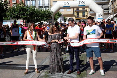 Fotos de La Media San Fermín 2023.