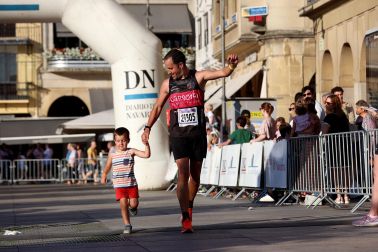 Fotos de La Media San Fermín 2023.