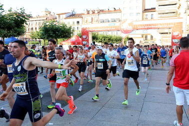 Fotos de La Media San Fermín 2023.