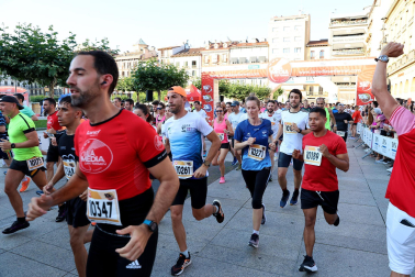 Fotos de La Media San Fermín 2023.