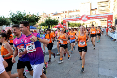 Fotos de La Media San Fermín 2023.