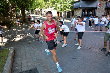 Fotos de La Media San Fermín 2023.