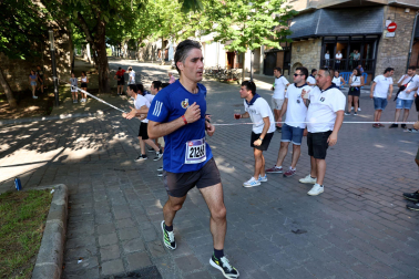 Fotos de La Media San Fermín 2023.