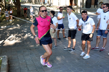 Fotos de La Media San Fermín 2023.