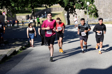 Fotos de La Media San Fermín 2023.