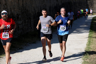 Fotos de La Media San Fermín 2023.
