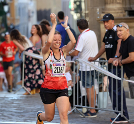 Fotos de La Media San Fermín 2023.