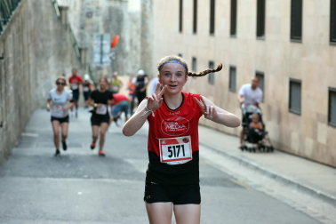 Fotos de La Media San Fermín 2023.