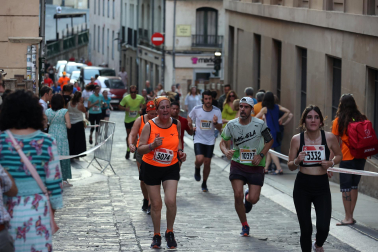 Fotos de La Media San Fermín 2023.