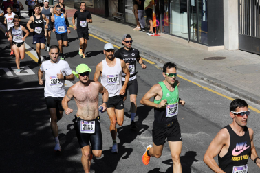 Fotos de La Media San Fermín 2023.