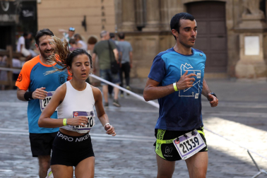 Fotos de La Media San Fermín 2023.