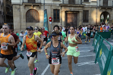 Fotos de La Media San Fermín 2023.