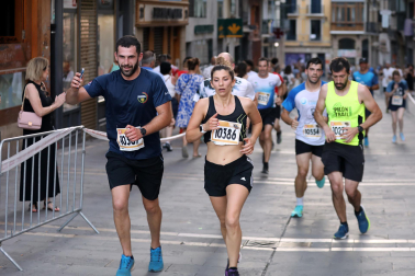 Fotos de La Media San Fermín 2023.