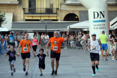 Fotos de La Media San Fermín 2023.