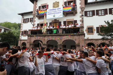 Cohete del inicio de las fiestas 2023 en Santesteban