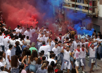 Cohete del inicio de las fiestas 2023 en Santesteban