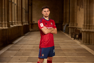 Camisetas de Osasuna para la nueva temporada./
