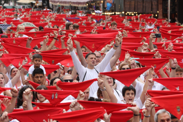 Fotos del Chupinazo de San Fermín 2023 en el parque de Antoniutti