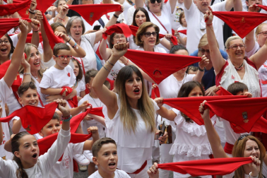 Fotos del Chupinazo de San Fermín 2023 en el parque de Antoniutti
