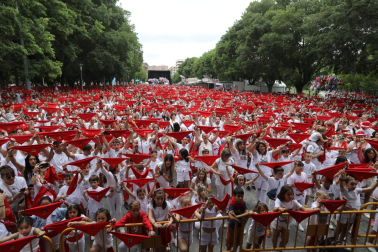 Fotos del Chupinazo de San Fermín 2023 en el parque de Antoniutti