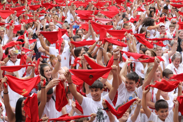 Fotos del Chupinazo de San Fermín 2023 en el parque de Antoniutti