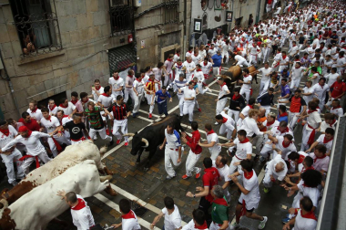 Primer encierro de San Fermín en el tramo de Estafeta