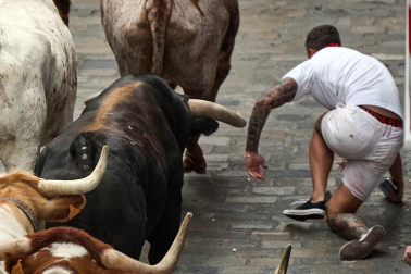 Primer encierro de San Fermín en el tramo de Santo Domingo