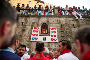 Primer encierro de San Fermín en el tramo de Santo Domingo