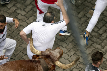Primer encierro de San Fermín en el tramo de Telefónica