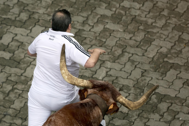 Primer encierro de San Fermín en el tramo de Telefónica