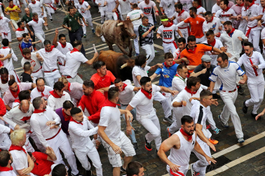 Primer encierro de San Fermín en el tramo de Estafeta