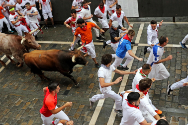 Primer encierro de San Fermín en el tramo de Estafeta