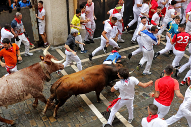 Primer encierro de San Fermín en el tramo de Estafeta