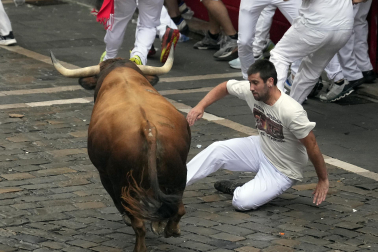 Primer encierro de San Fermín en el tramo de Casa Seminario