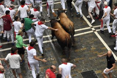 Primer encierro de San Fermín en el tramo de Estafeta