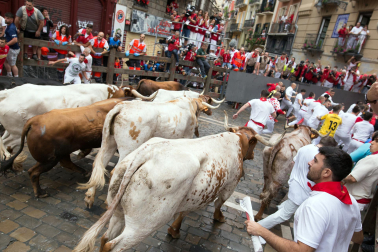 Primer encierro de San Fermín en el tramo de Mercaderes