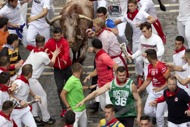 Fotos del primer encierro de San Fermín 2023, con toros de la ganadería La Palmosilla.