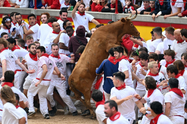 Imágenes de las vaquillas al término del primer encierro