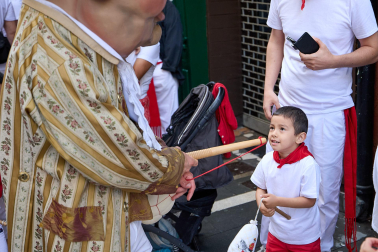 Foto de la comparsa de gigantes y cabezudos de San Fermín este viernes 7 de julio de 2023./