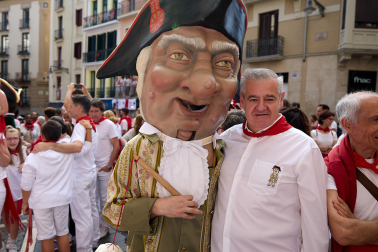 Foto de la comparsa de gigantes y cabezudos de San Fermín este viernes 7 de julio de 2023./