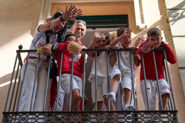 Foto de la comparsa de gigantes y cabezudos de San Fermín este viernes 7 de julio de 2023./