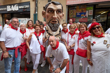 Foto de la comparsa de gigantes y cabezudos de San Fermín este viernes 7 de julio de 2023./