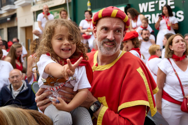 Foto de la comparsa de gigantes y cabezudos de San Fermín este viernes 7 de julio de 2023./