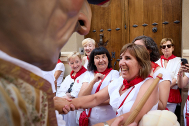 Foto de la comparsa de gigantes y cabezudos de San Fermín este viernes 7 de julio de 2023./