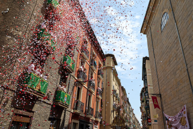 Foto de la comparsa de gigantes y cabezudos de San Fermín este viernes 7 de julio de 2023./