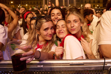 Lágrimas de Sangre y la Sra. Tomasa en San Fermín 2023.