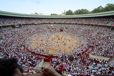 Vaquillas tras el tercer encierro.
