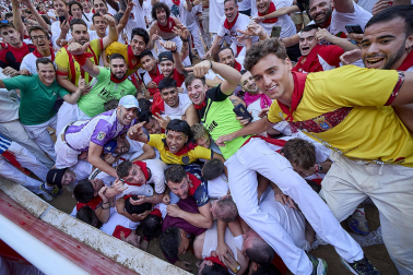 Vaquillas tras el tercer encierro.