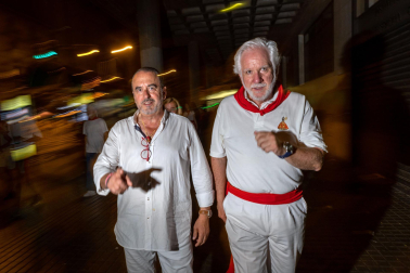 Público asistente a los fuegos artificiales del sábado 8 de julio